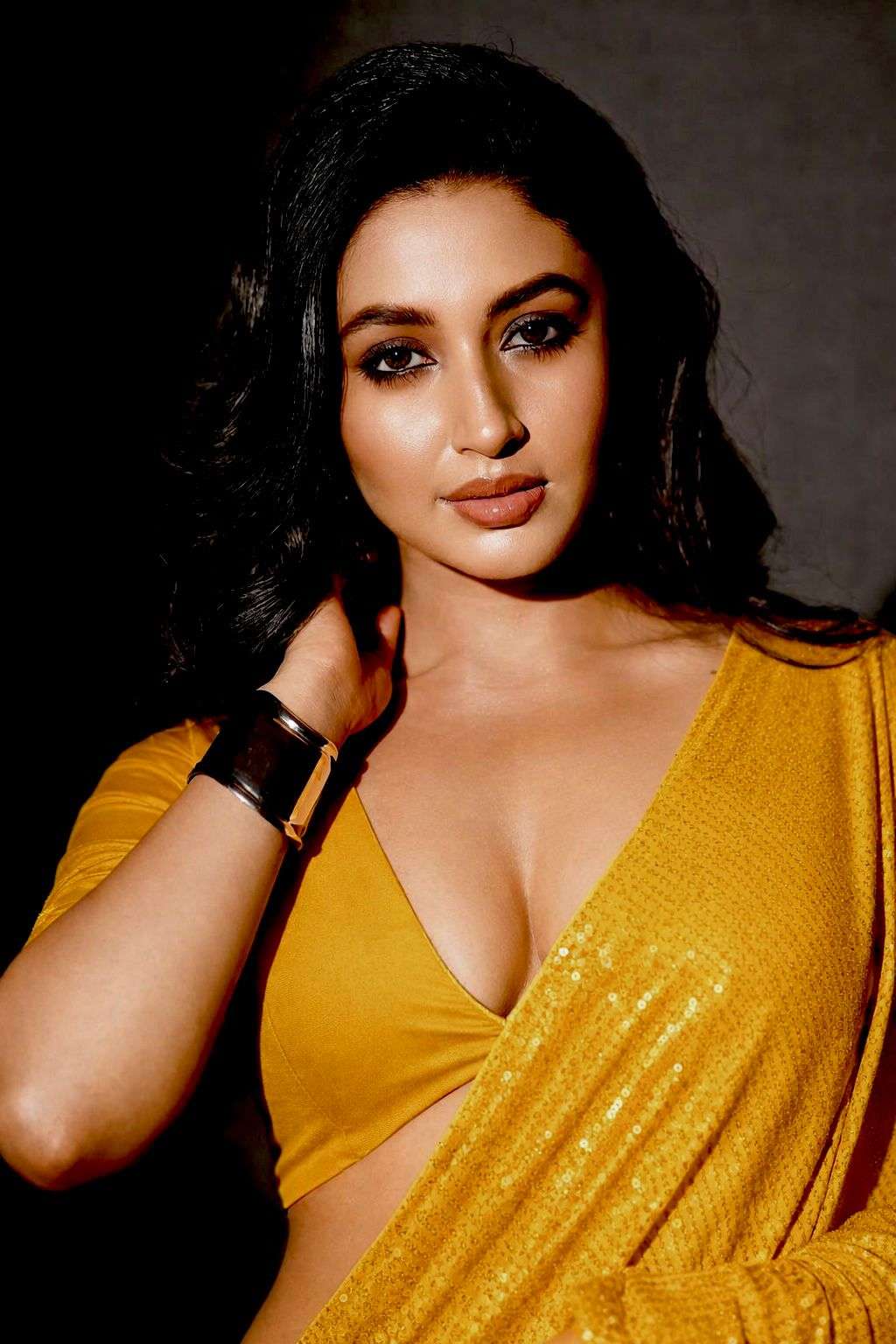 rudraksh quality sequence fabric bollywood saree new launch collection rudraksh quality sequence fabric bollywood saree new launch collection