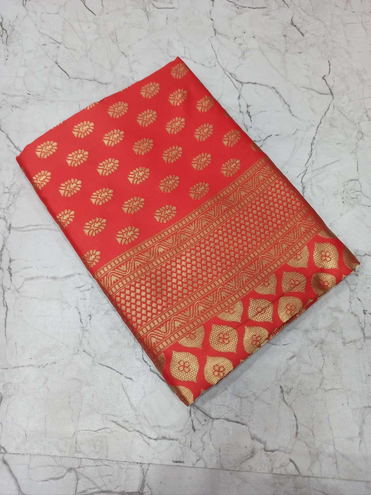 rudraksh banarasi soft lichi silk cloth with beautiful rich pallu & jacquard work saree rudraksh banarasi soft lichi silk cloth with beautiful rich pallu & jacquard work saree