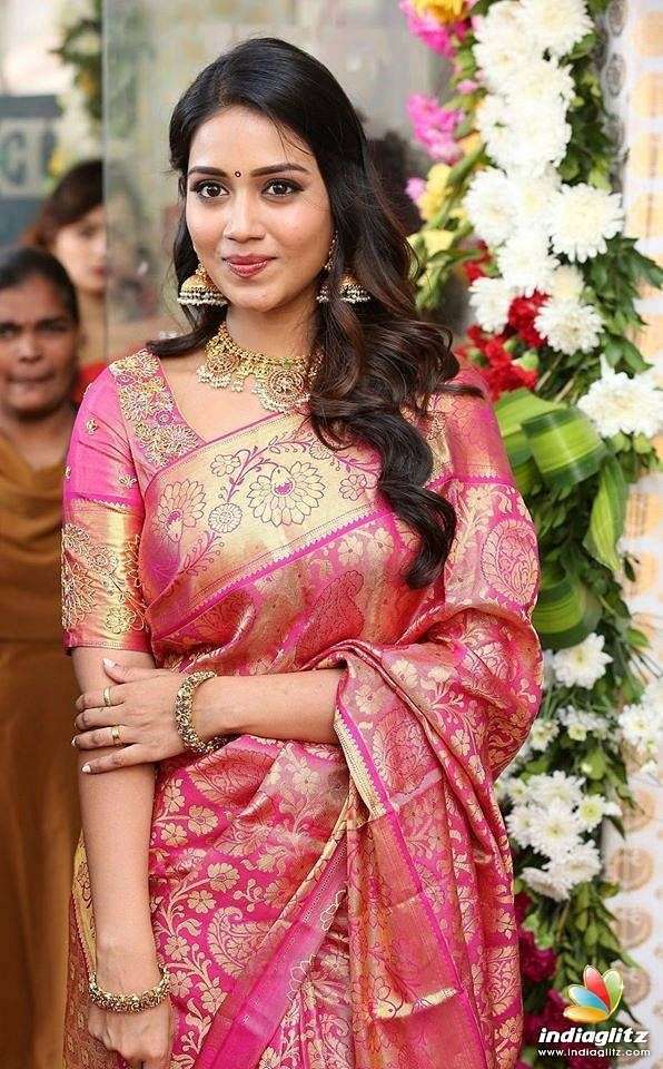 rudraksh soft lichi silk cloth where tradition meet style jacquard work on saree rudraksh soft lichi silk cloth where tradition meet style jacquard work on saree