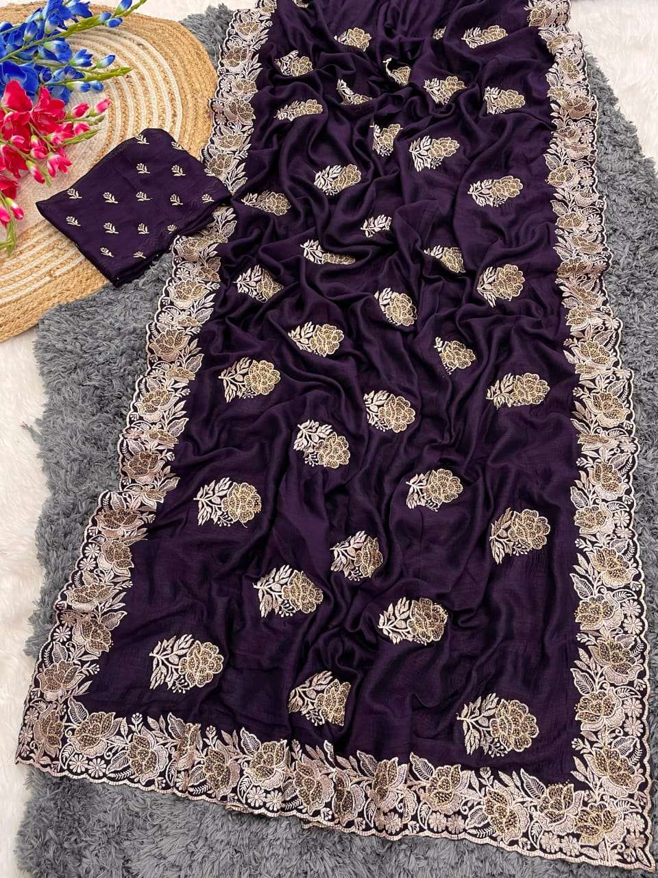 rudraksh blooming vichitra fabric beautiful zari thread with stone work party wear saree rudraksh blooming vichitra fabric beautiful zari thread with stone work party wear saree