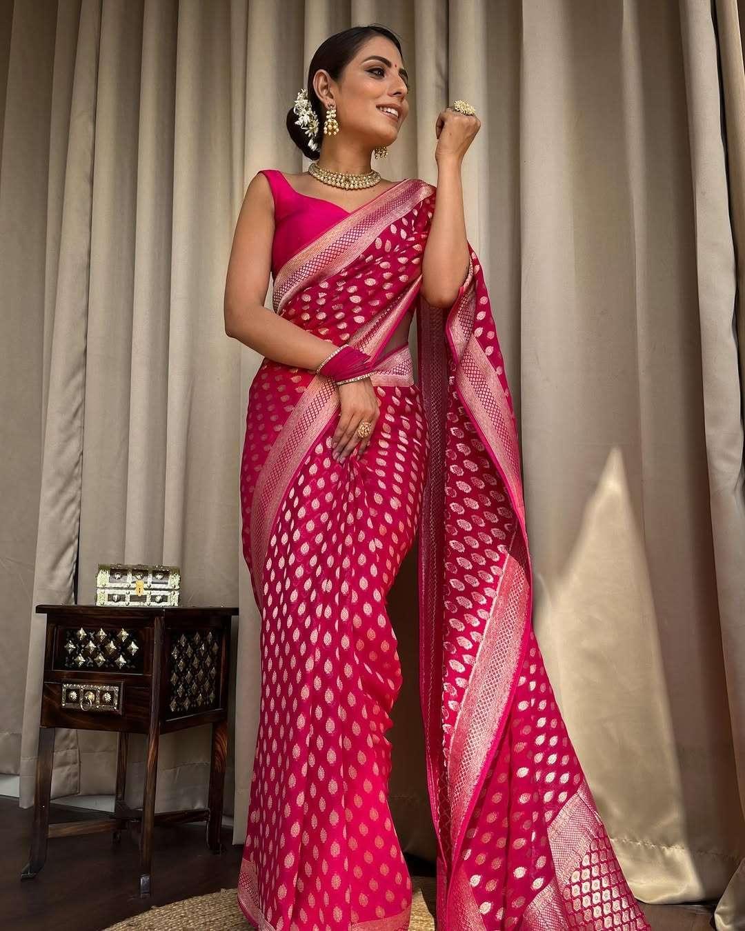 rudraksh banarasi soft lichi silk cloth with beautiful rich pallu & jacquard work saree